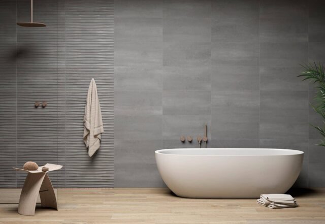 Atlas-Ice-Steel_bathroom-tiles-with-bathtub-and-towels
